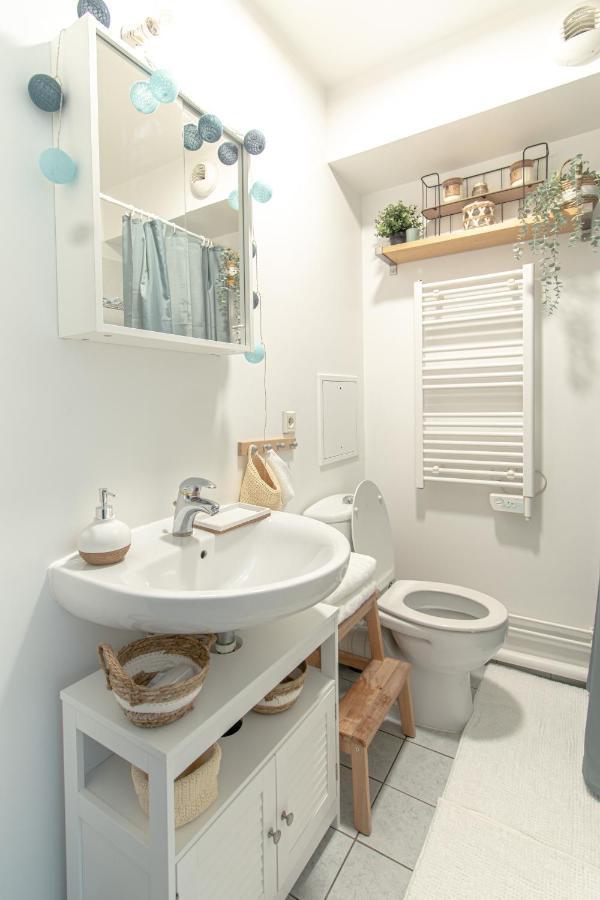 Studio Charmant Cergy Le Haut Au Pied De La Gare ! Parking Prive ! Apartment Bagian luar foto